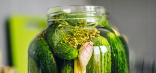 Маринованные огурцы