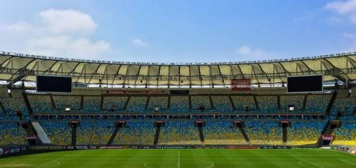 Футбольный стадион